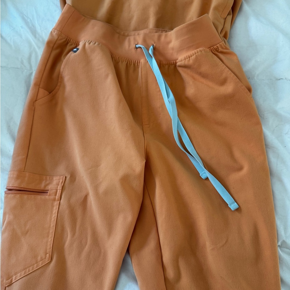 Figs - Picture 2 of 10